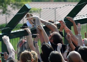 Il momento della liberazione dei primi beagle da Green Hill